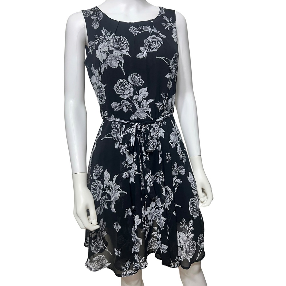 Mela London Womens Medium Black Gray Floral Rose Fit Flare Sleeveless Dress Belt
